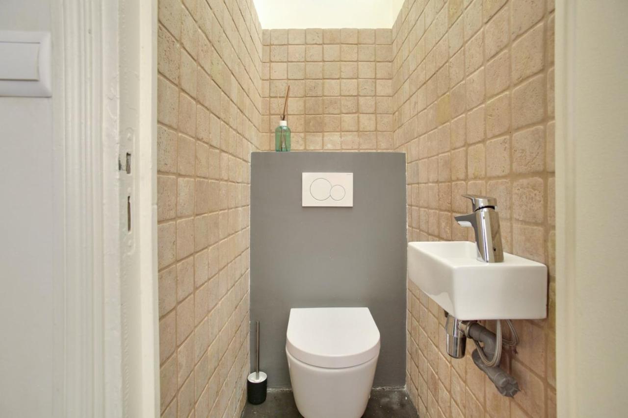 2 Bedrooms Le Marais Nazareth Paris Exteriör bild